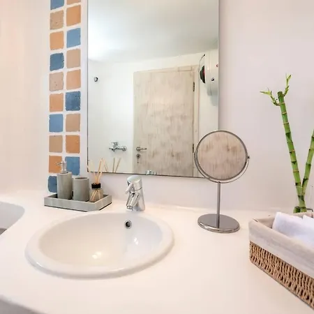 Aegean Blue By Llb - In 500m.